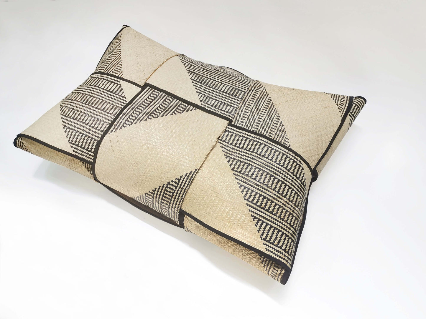 Pre-Order - Ketupat Pouf - 2023 Malaysia Good Design Award