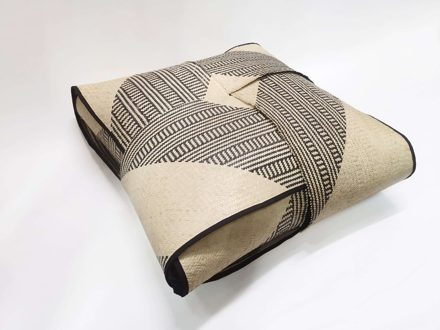 Pre-Order - Ketupat Pouf - 2023 Malaysia Good Design Award