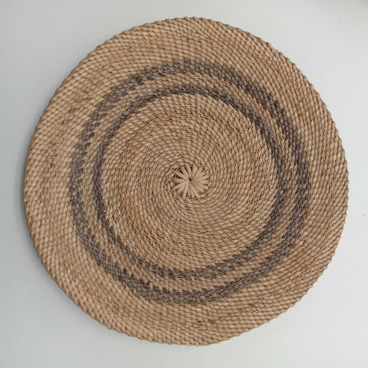RATTAN PLATE L 190325 Y IL 001