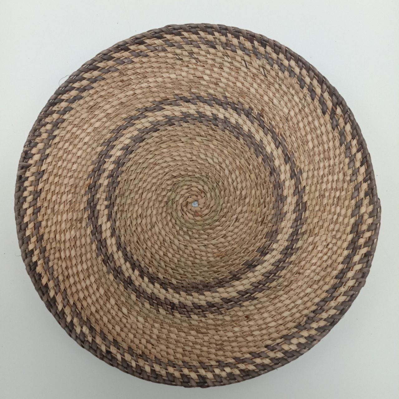 RATTAN PLATE L 190325 Y IL 004