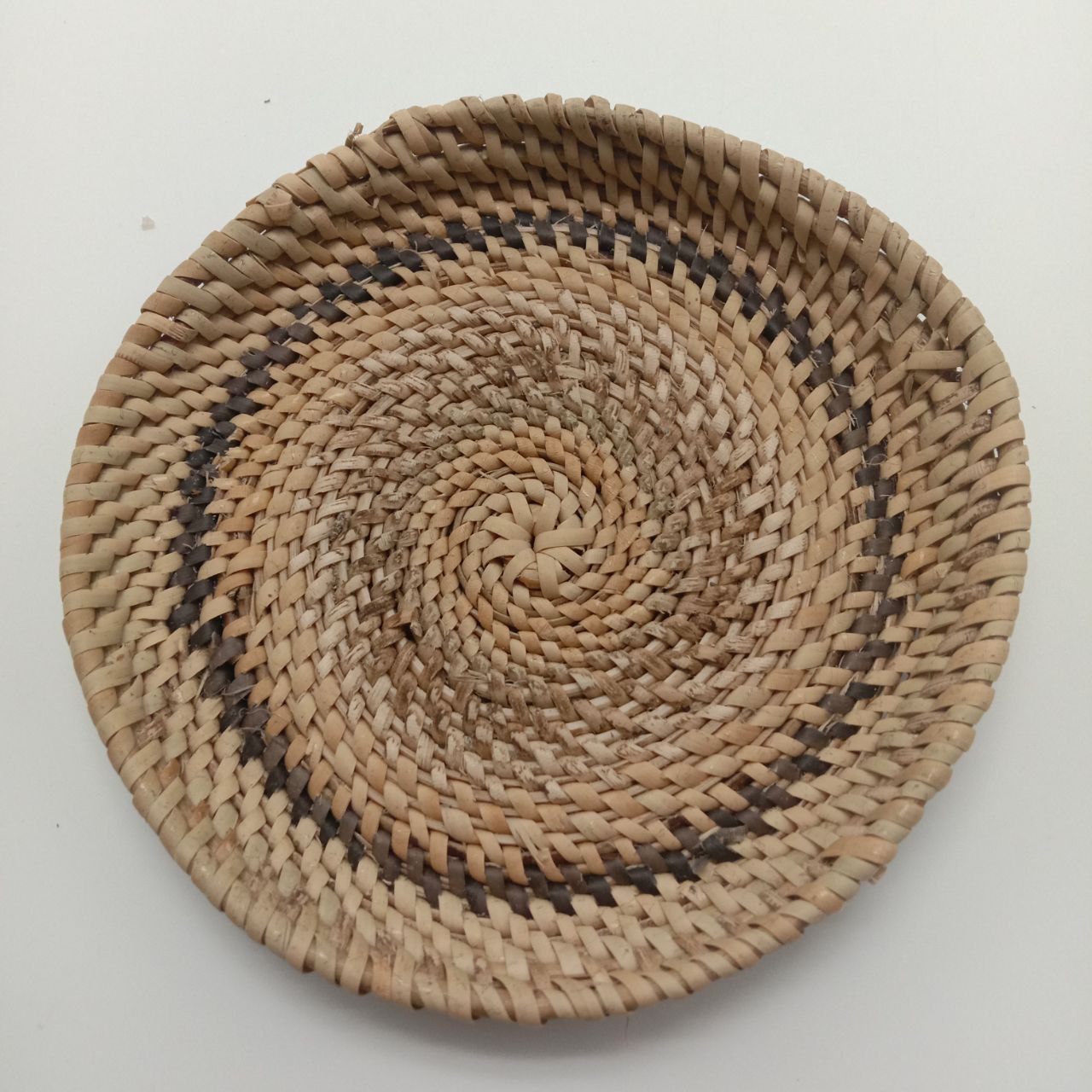 RATTAN PLATE L 190325 Y BN 002