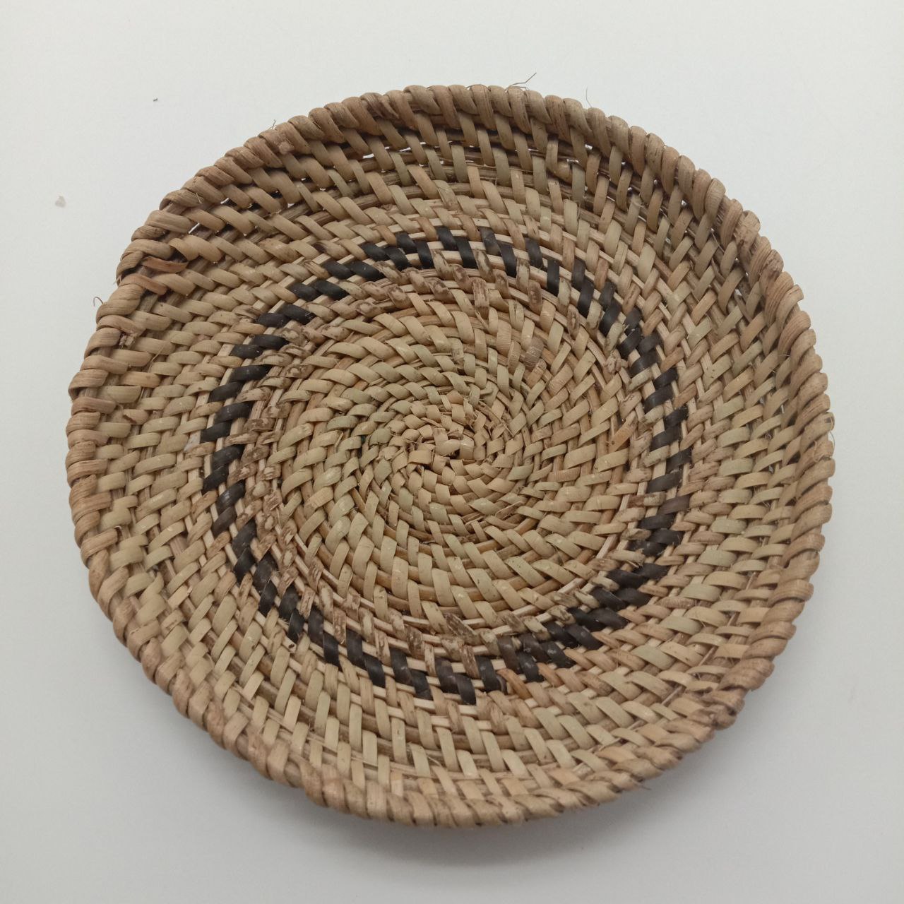 RATTAN PLATE L 190325 Y BN 004