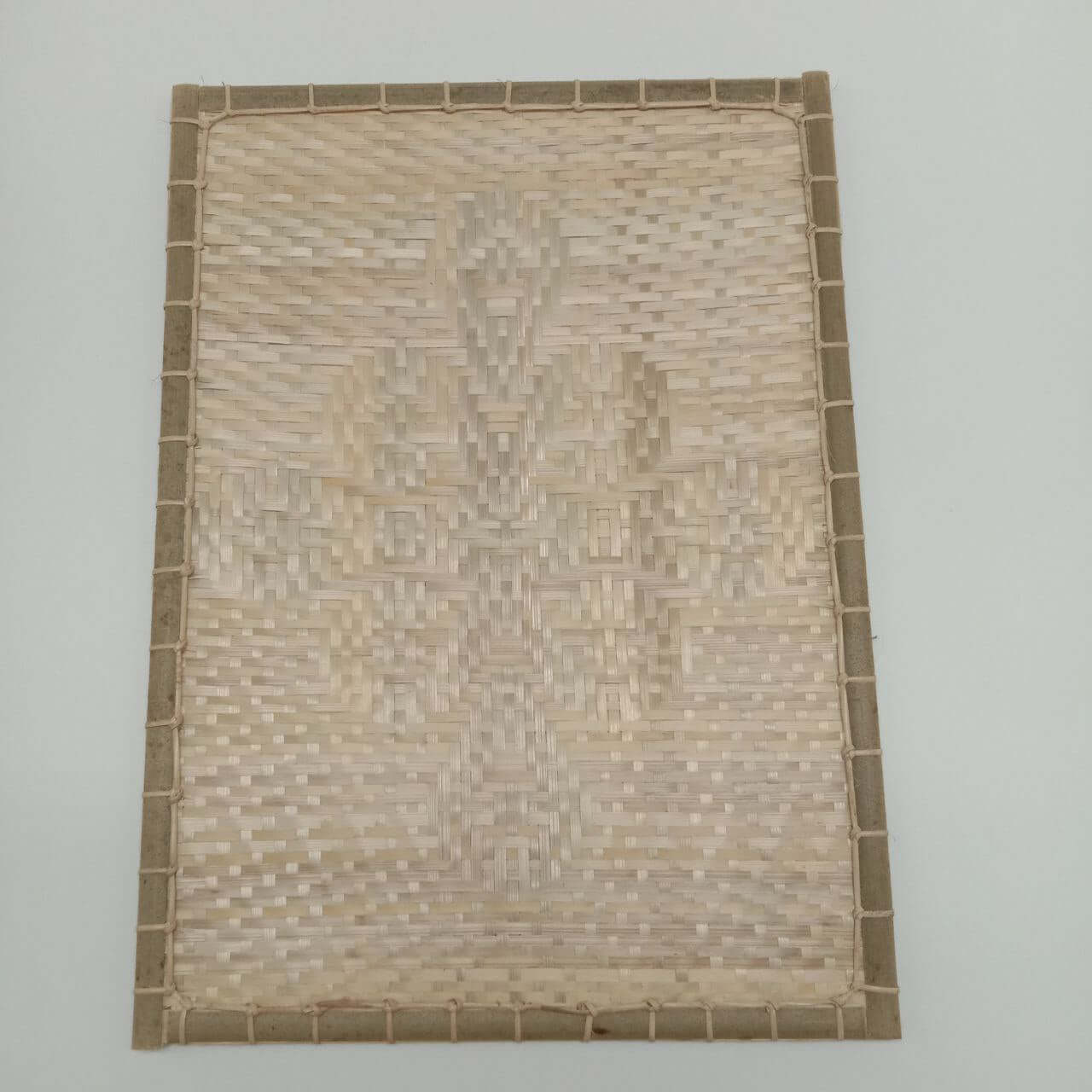 BAMBOO PLACEMAT LA 111024 X MAM 004