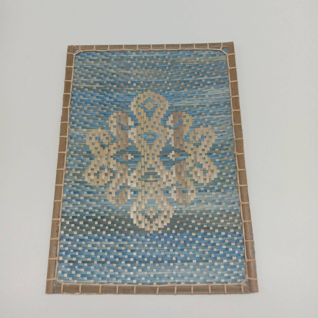 BAMBOO PLACEMAT LA 111024 X MAM 001