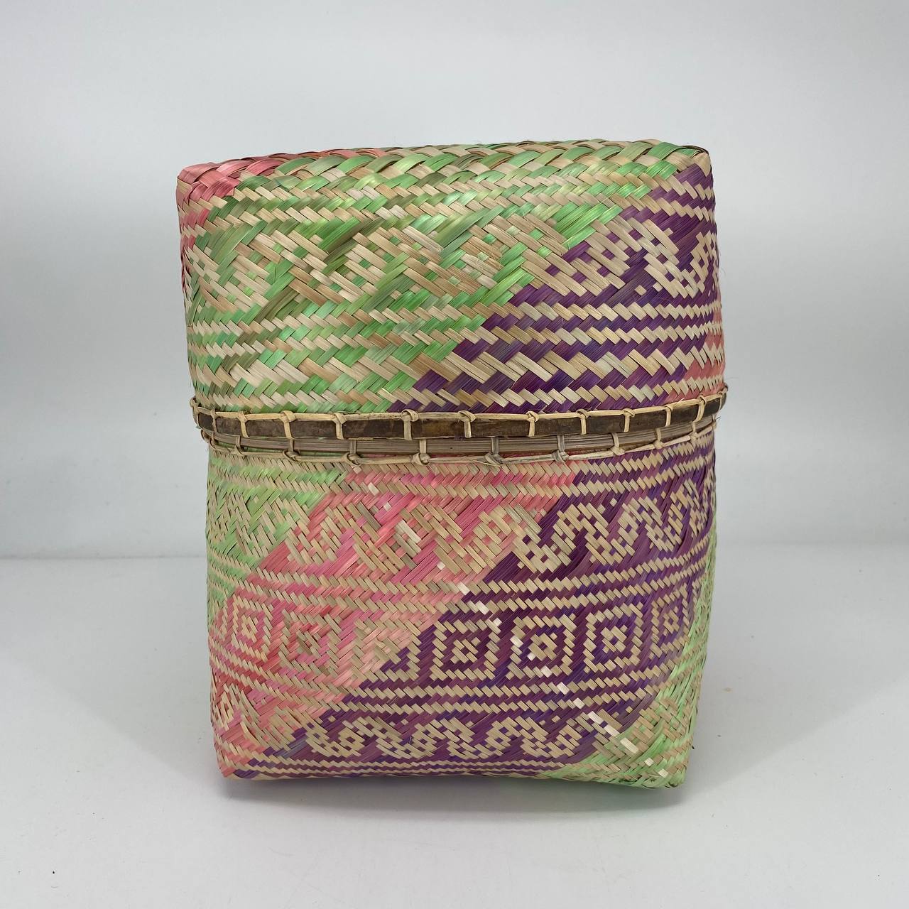Bamboo Weaved Box Design 21