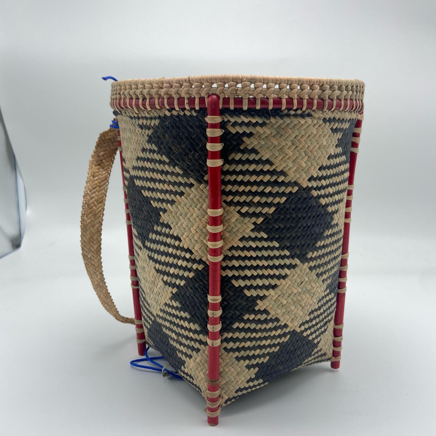 TEH-AT (INGEN BASKET) OV 050425 X GUA 001