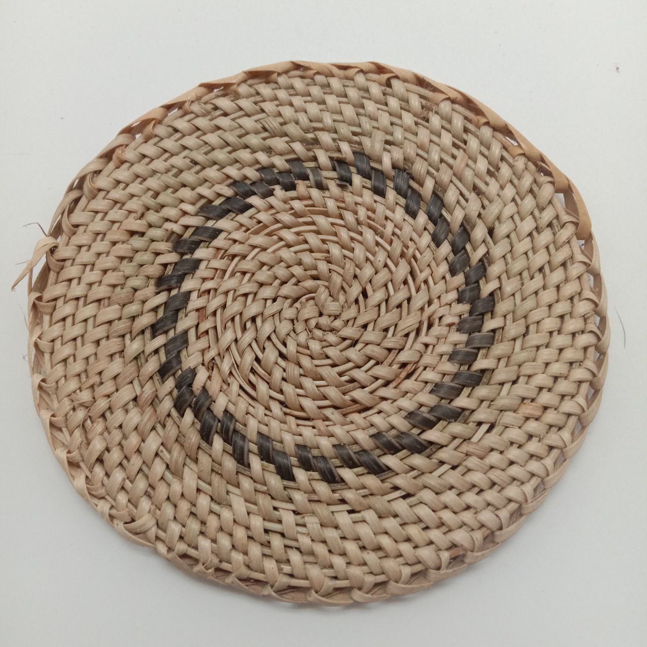 RATTAN PLATE L 190325 Y NS 003