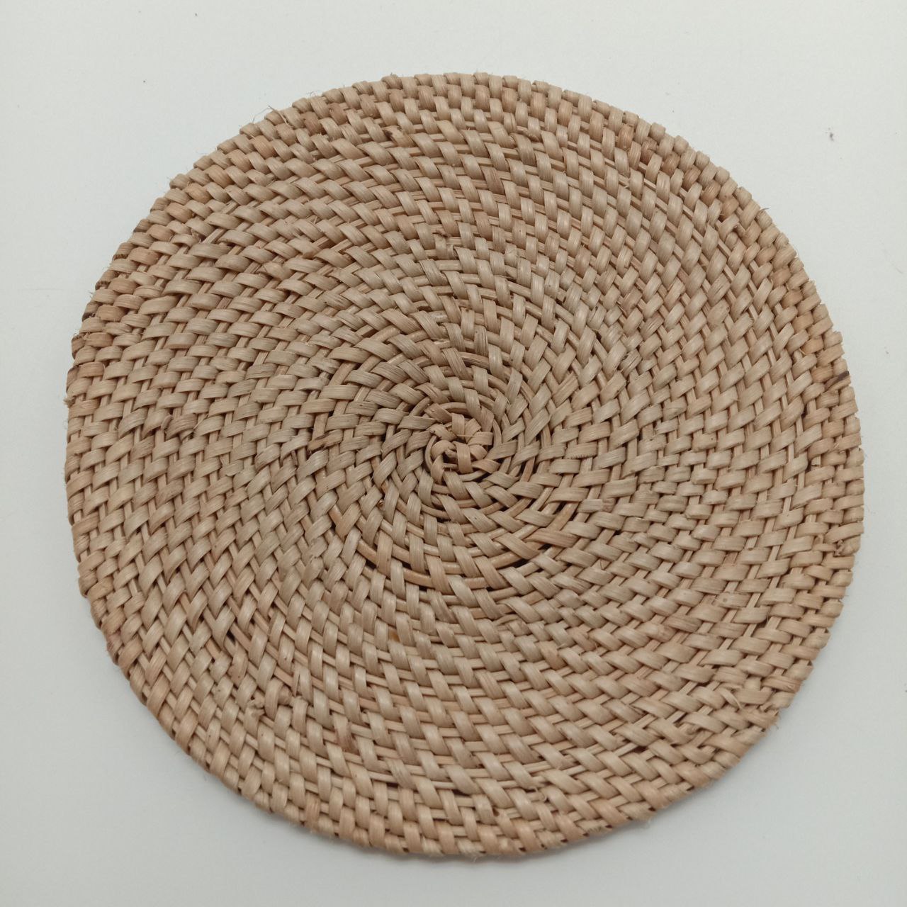 RATTAN PLATE L 190325 Y NS 008