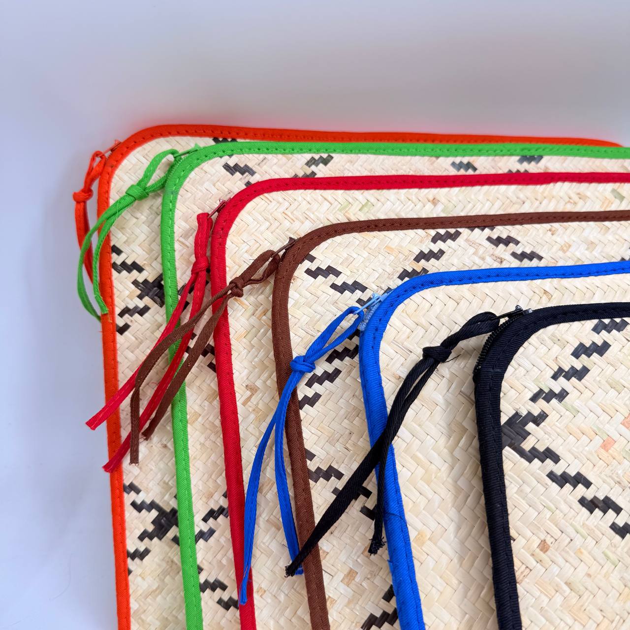 Rattan Laptop case P 041125 X JUK 003