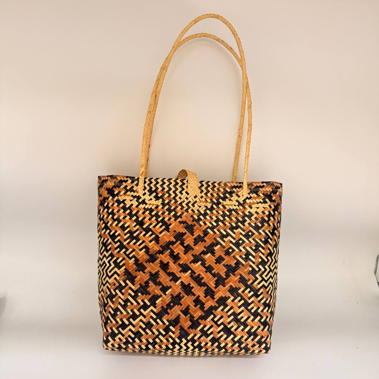 RATTAN HANDBAG DESIGN 001 M