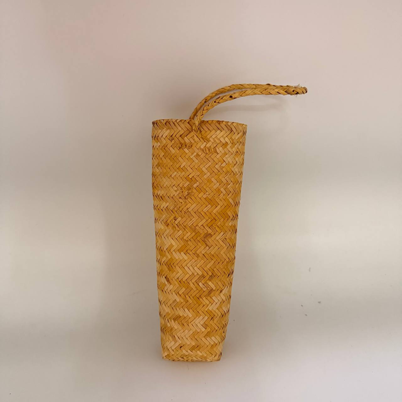 BOTTLE HOLDER W 090925 X AA 010