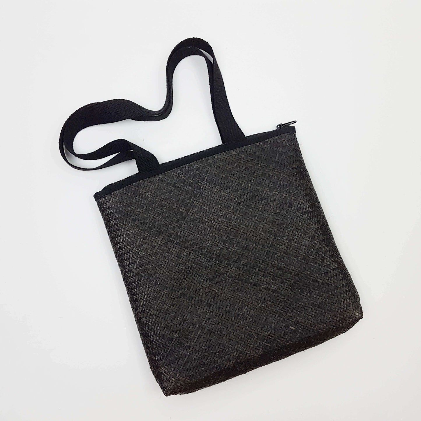 BLACK S Tote 1