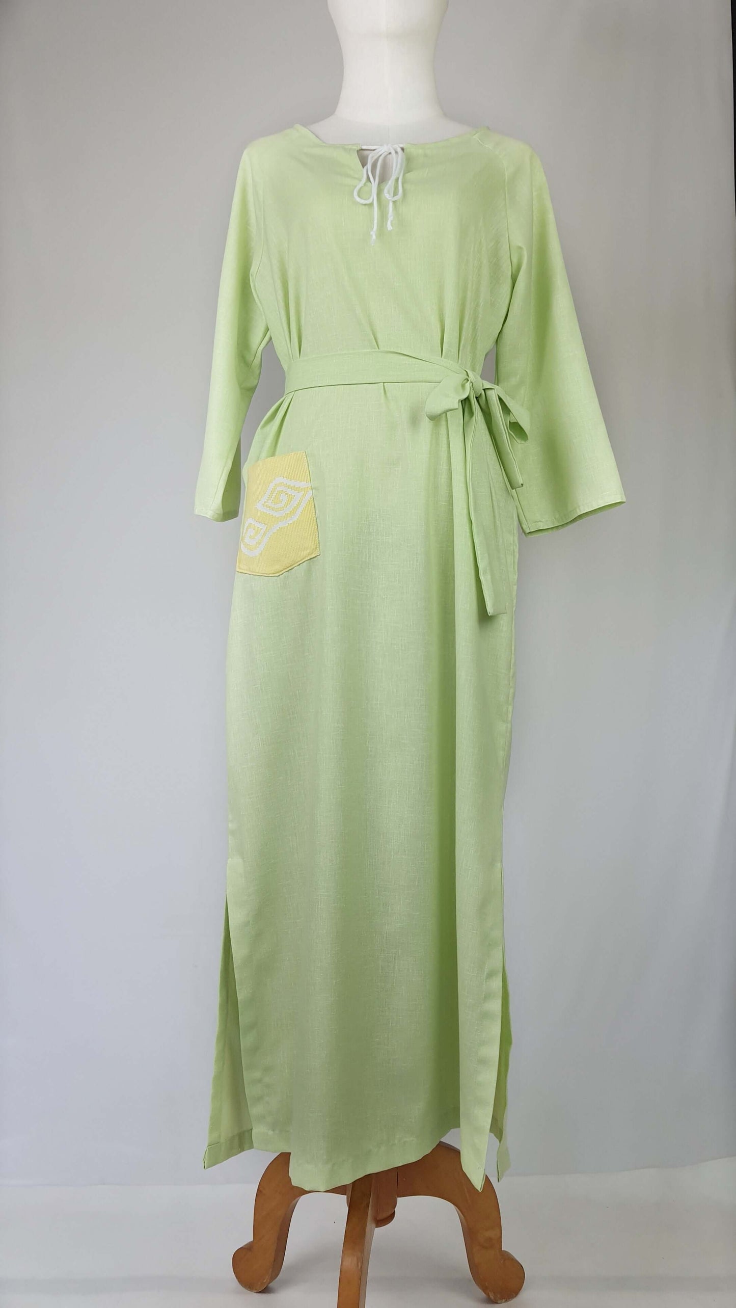 Mega Mendung Kaftan - Lime Green