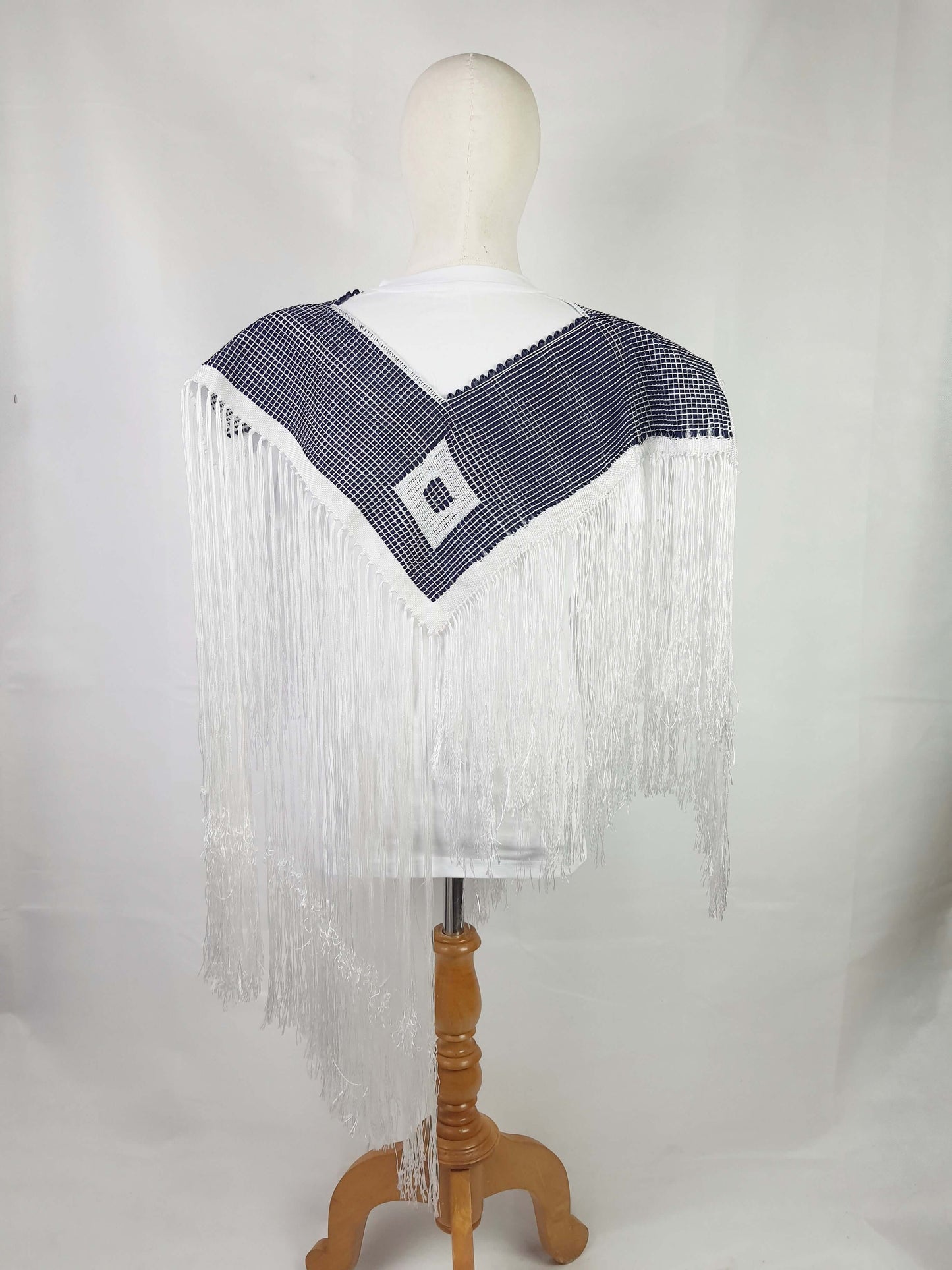 Tasseled Leatherweave Poncho (Blue & White)