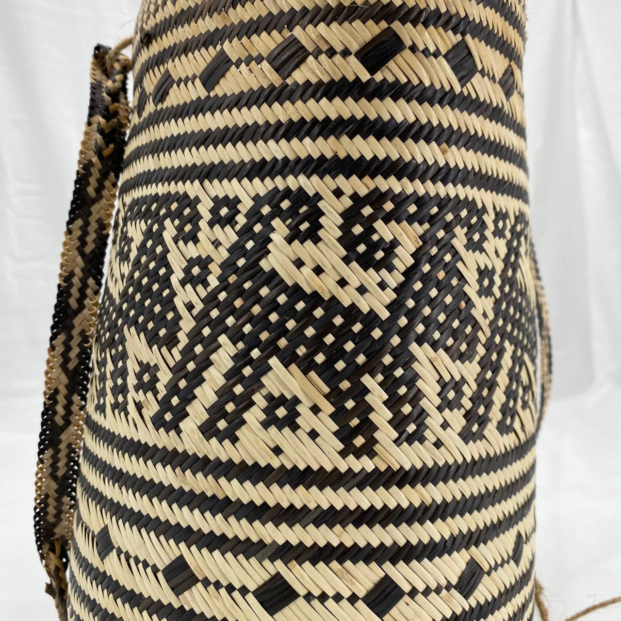 Belanyat Design 16