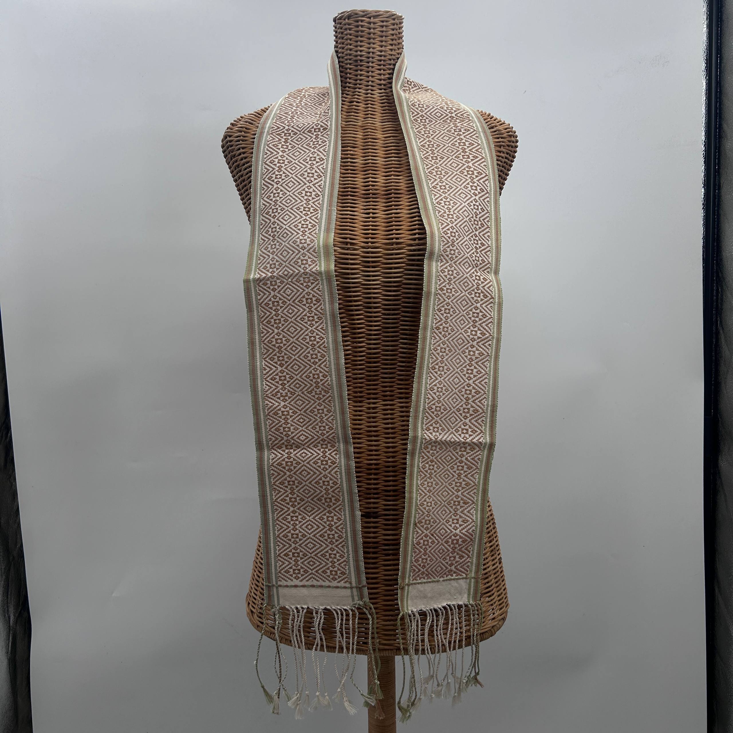 Pua Karap : Mata Puna
