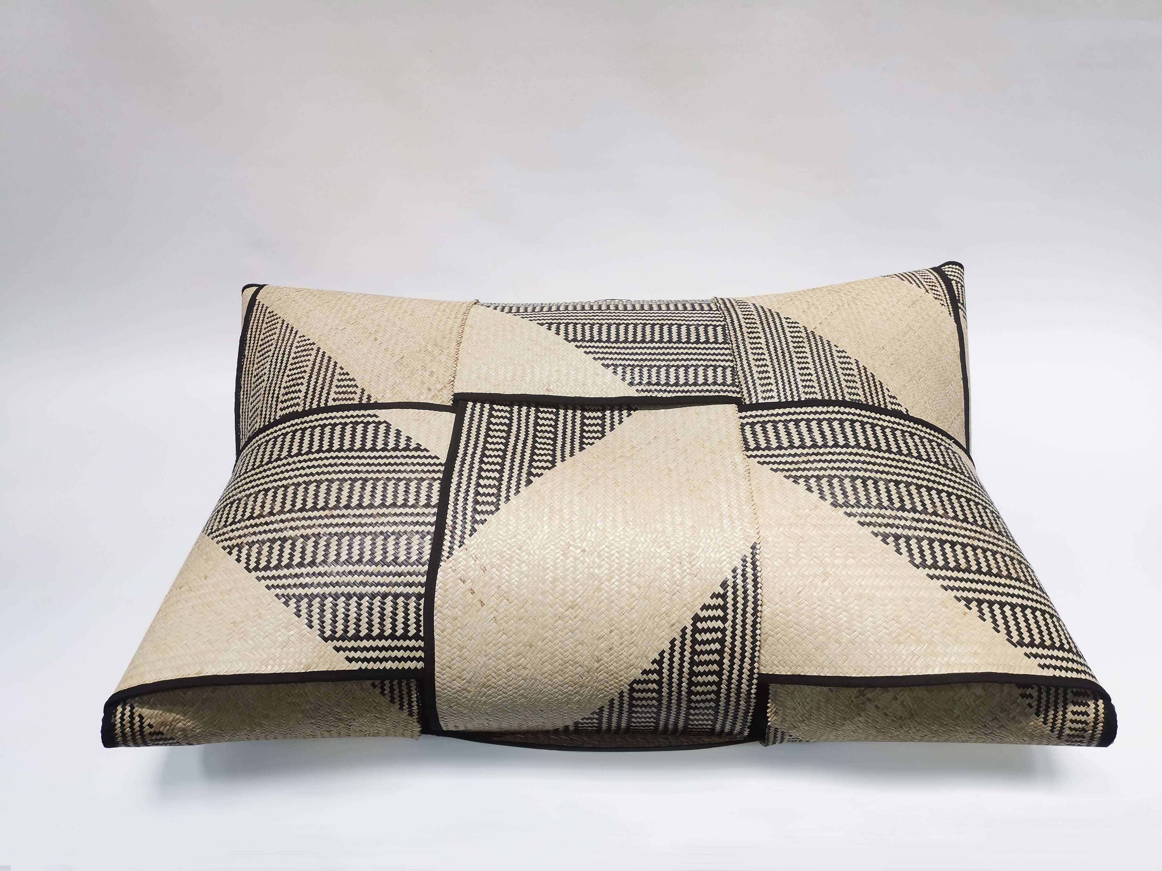 Pre-Order - Ketupat Pouf - 2023 Malaysia Good Design Award