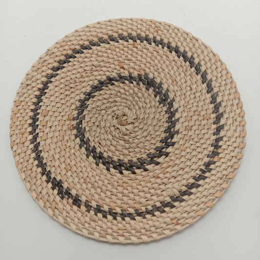 RATTAN PLATE L 190325 Y DL 002