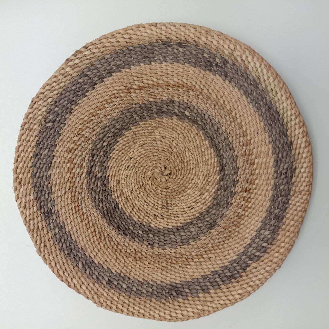 RATTAN PLATE L 190325 Y IL 003