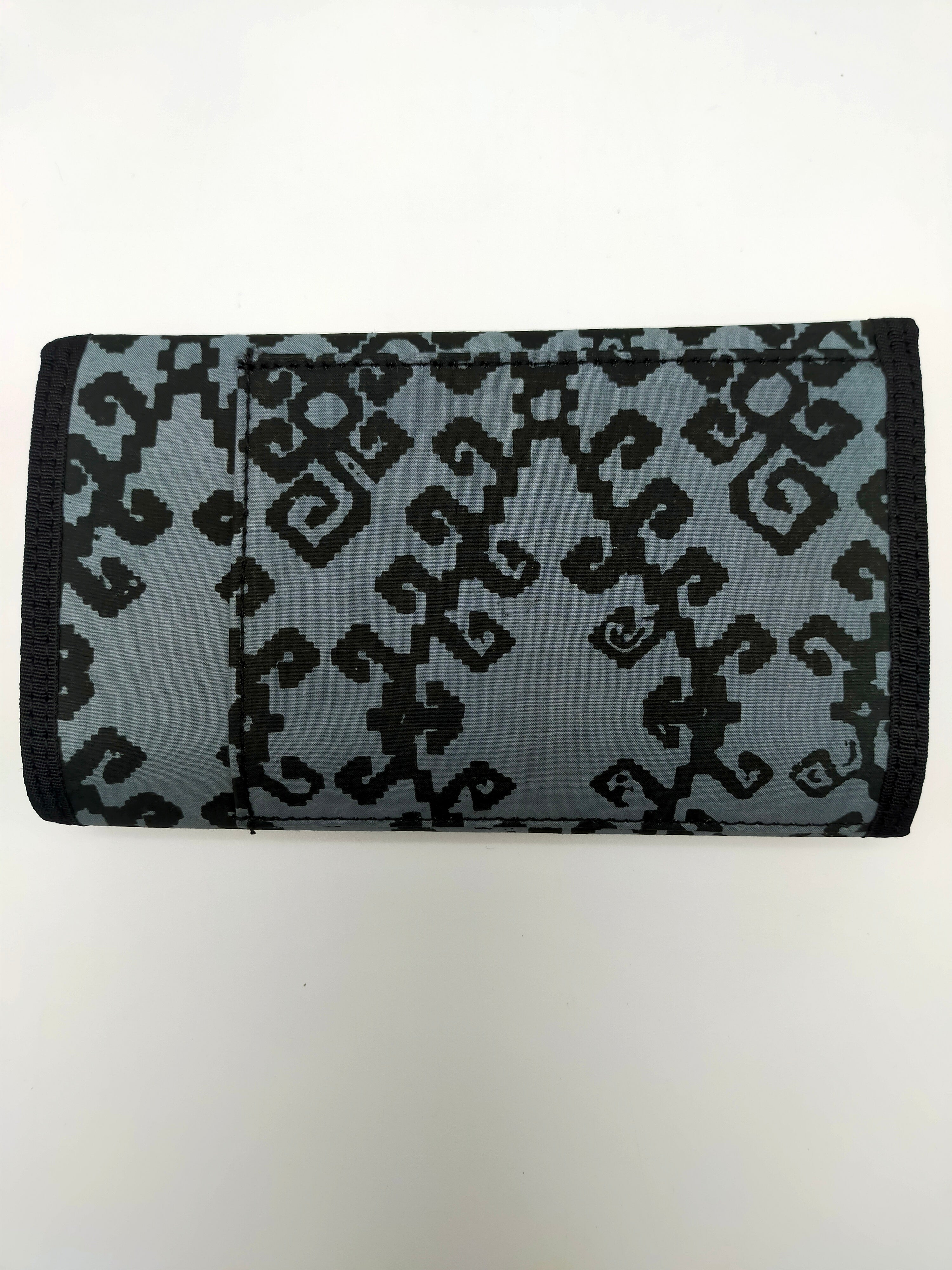 Batik Linut Currency Holder in Grey