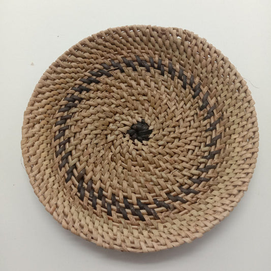 RATTAN PLATE L 190325 Y BN 006