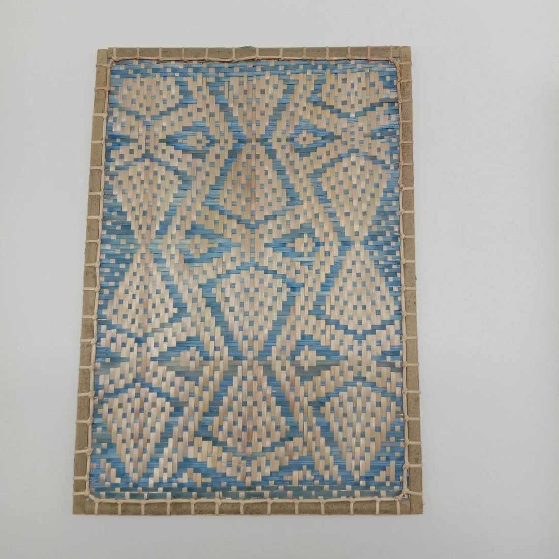 BAMBOO PLACEMAT LA 111024 X MAM 011