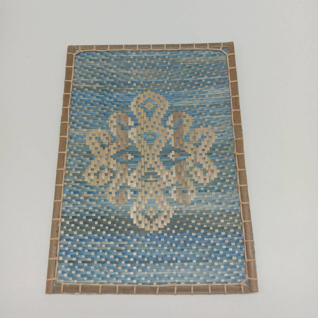 BAMBOO PLACEMAT LA 111024 X MAM 001