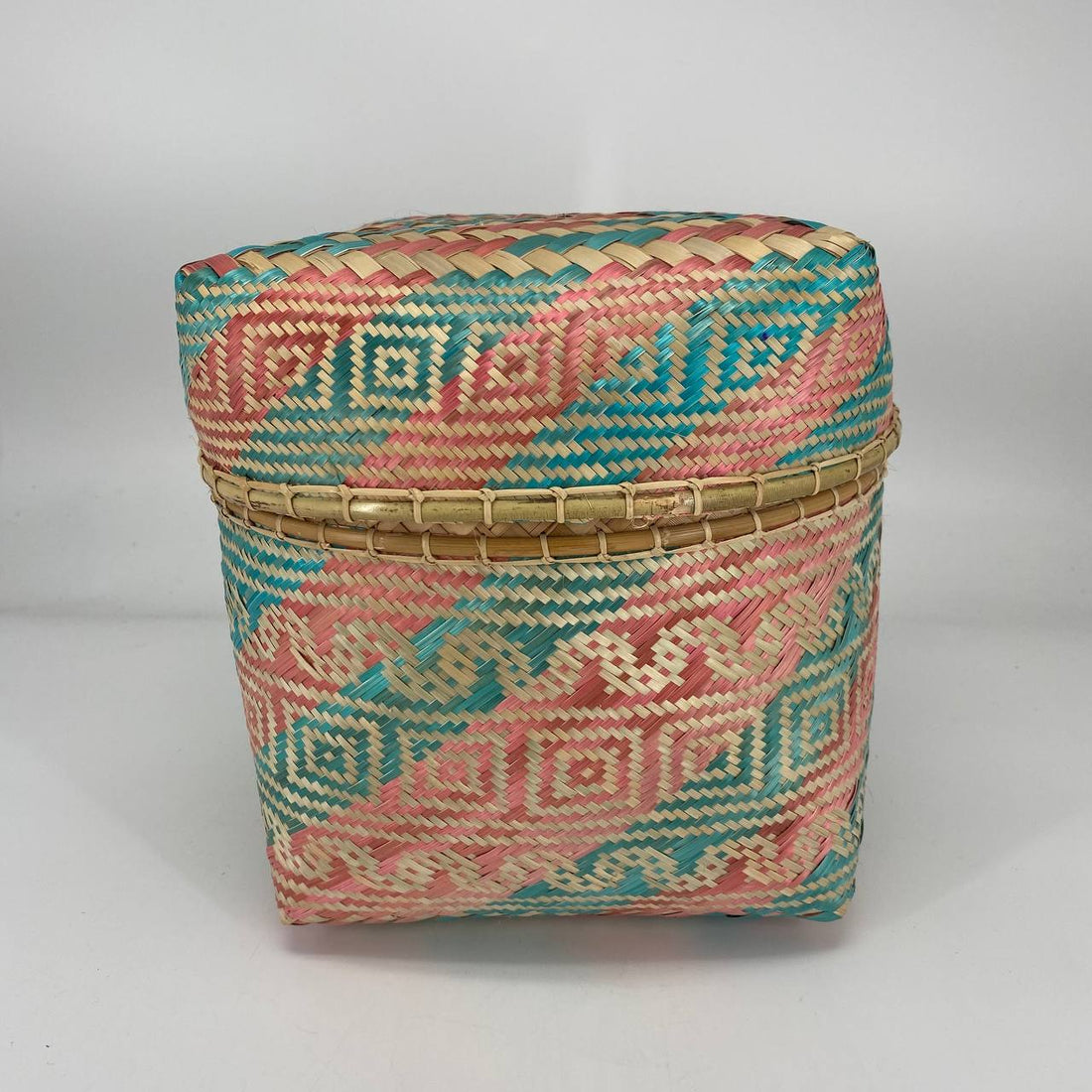 Bamboo Weaved Box Design 19