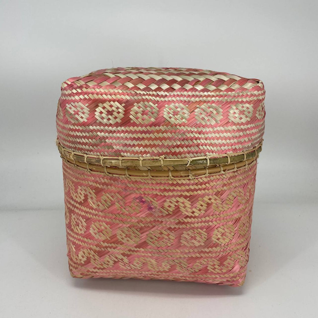 Bamboo Weaved Box Design 15