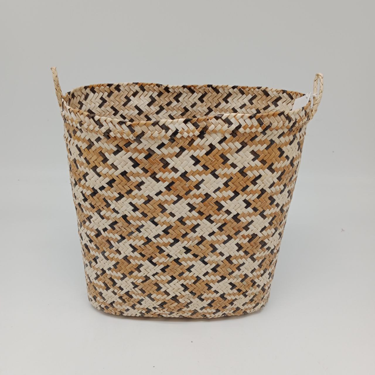 RATTAN OVAL BELANYAT BAG