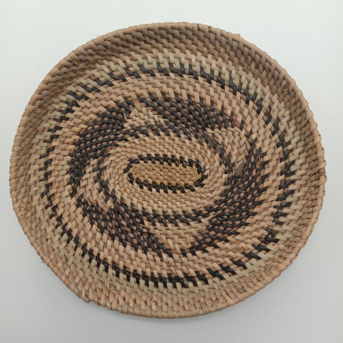 RATTAN PLATE L 190325 Y RR 013