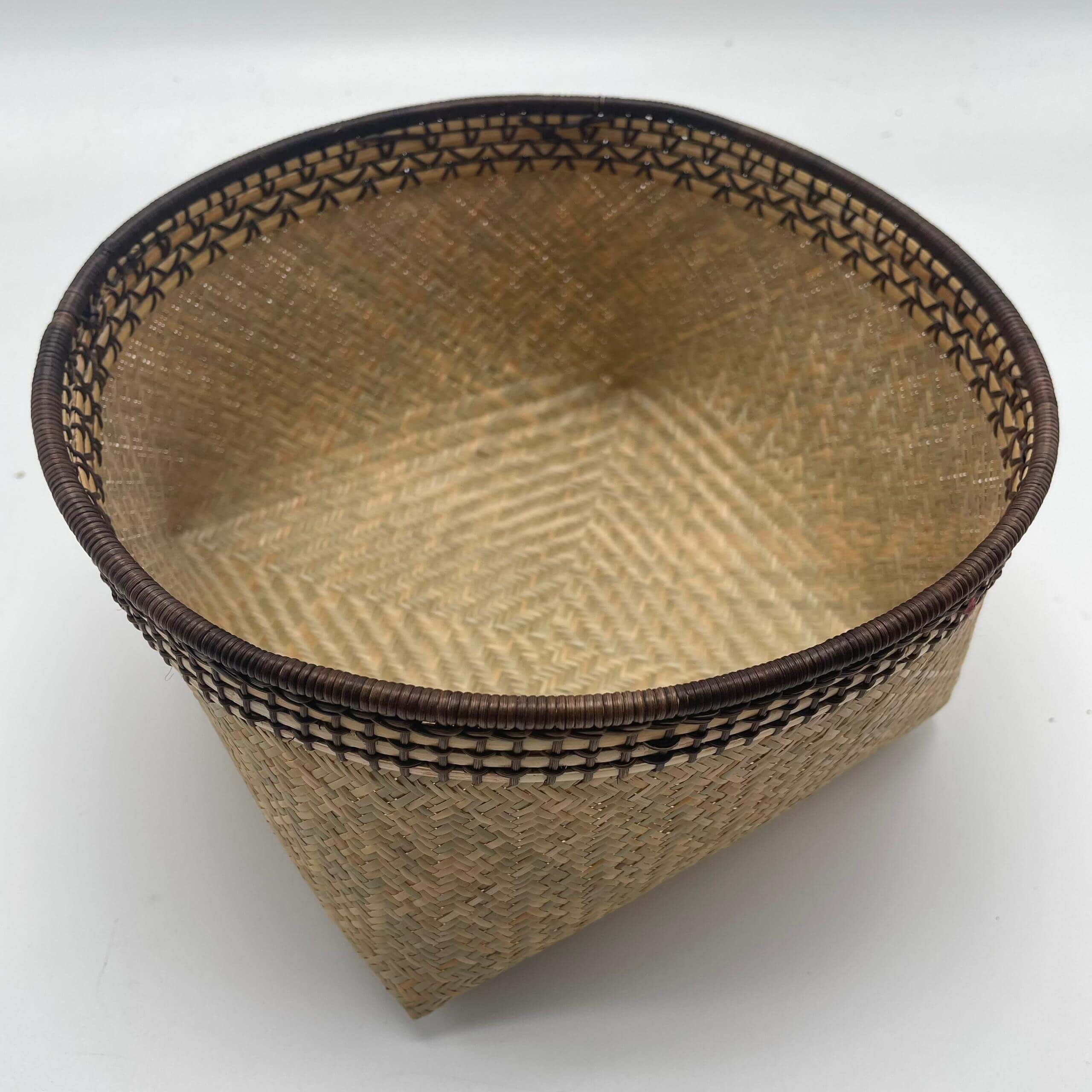 Bakul Bembam OV 280924 X CT 001