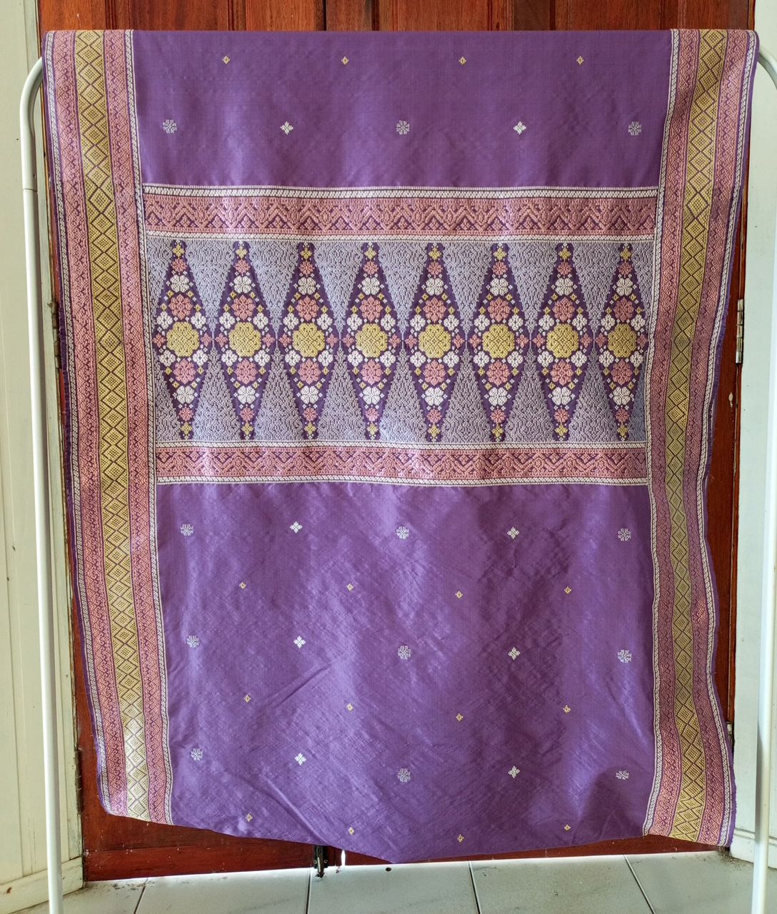 Sampin Gemilang in Royal Amethyst