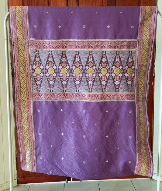 Sampin Gemilang in Royal Amethyst