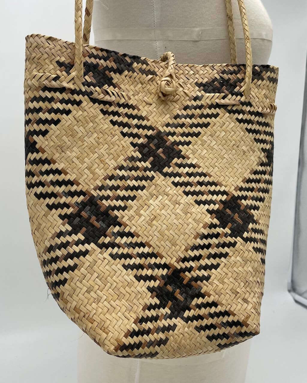 RATTAN HANDBAG