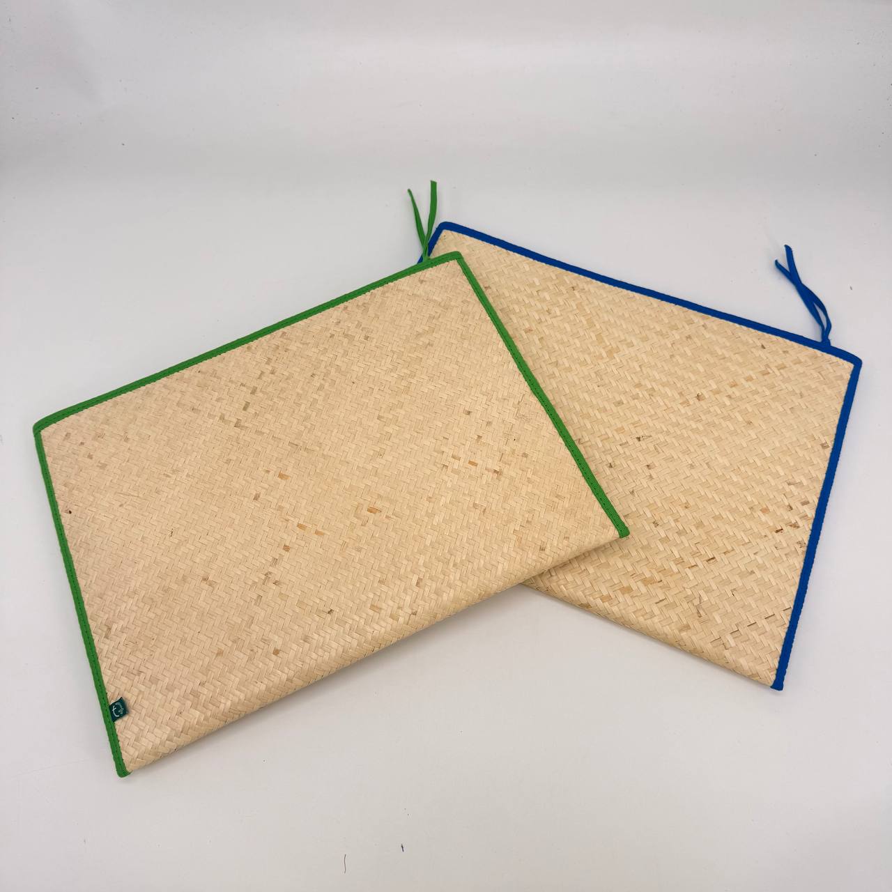 RATTAN LAPTOP CASE