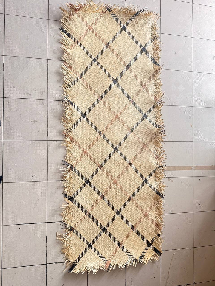 UNFINISHED RATTAN MAT DESIGN 1