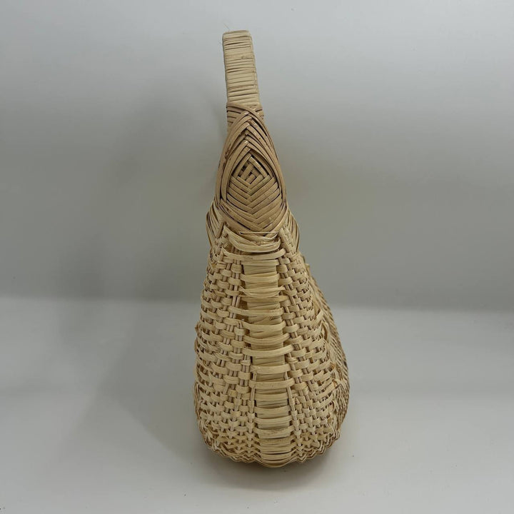 BUSAQ RATTAN BAG