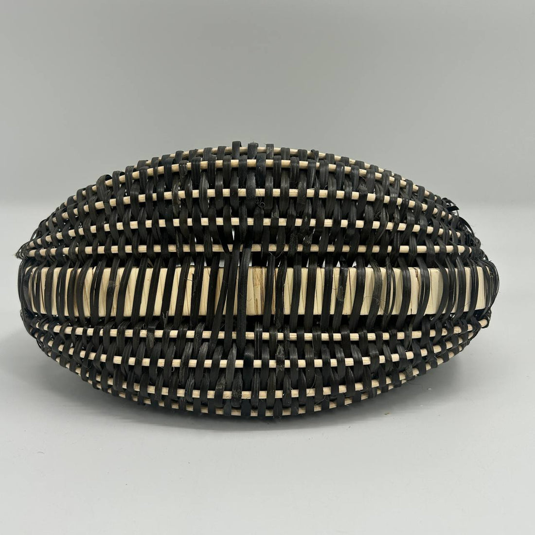 BUSAQ RATTAN BAG