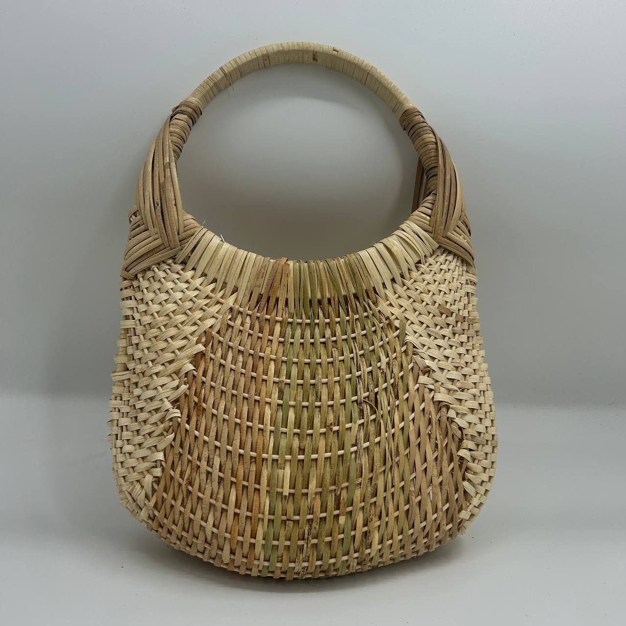 BUSAQ RATTAN BAG