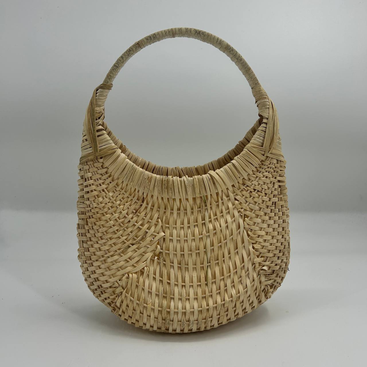 BUSAQ RATTAN BAG