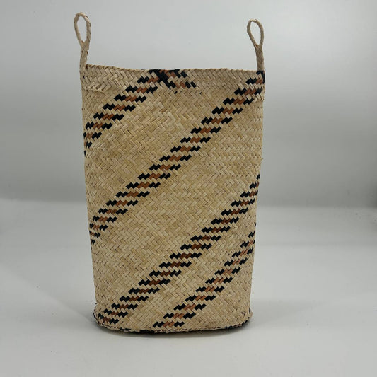 OVAL BELANYAT