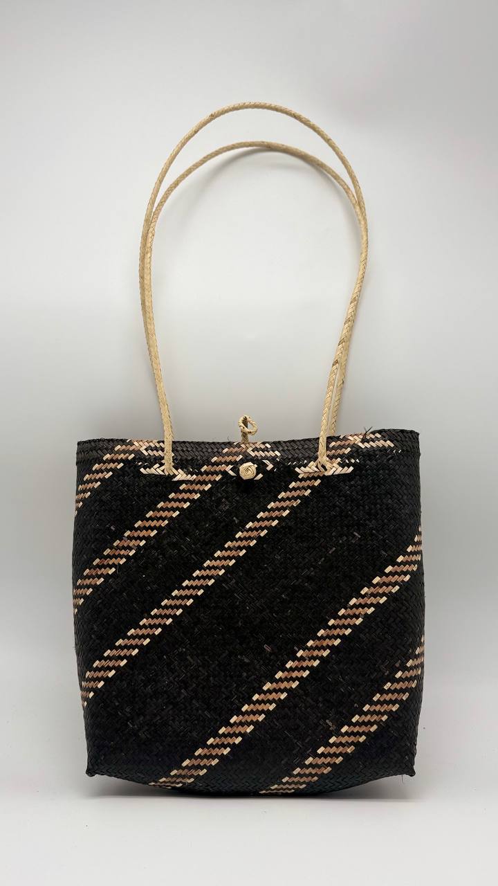 RATTAN HANDBAG
