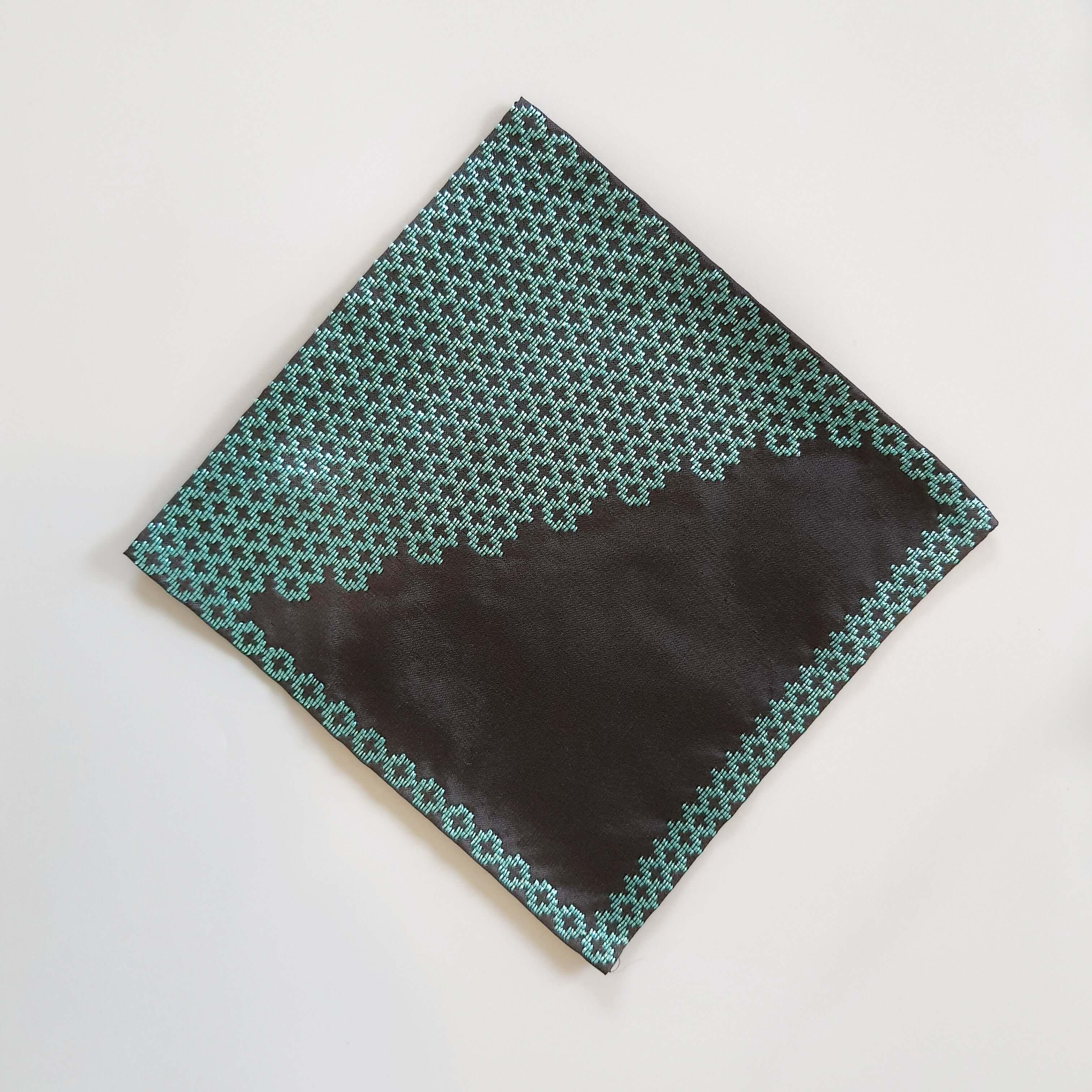 BANGSAWAN MAKMUR Pocket Square